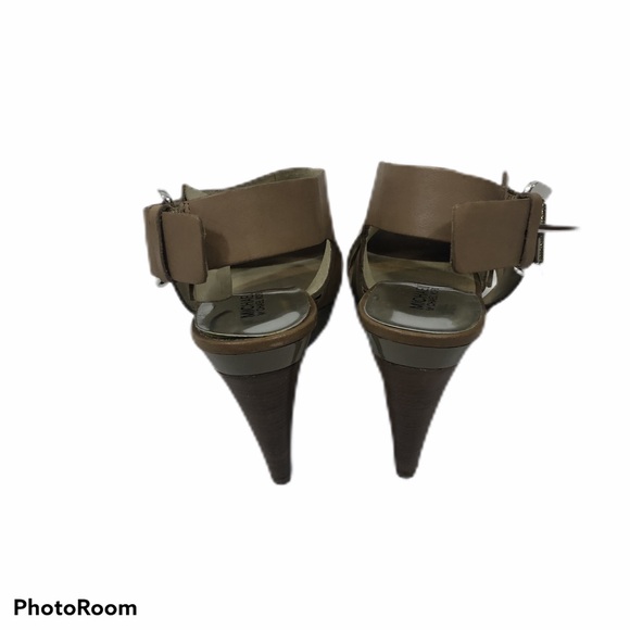 Michael Kors Beige Leather Open Tow Sandals 9.5 - Picture 5 of 8